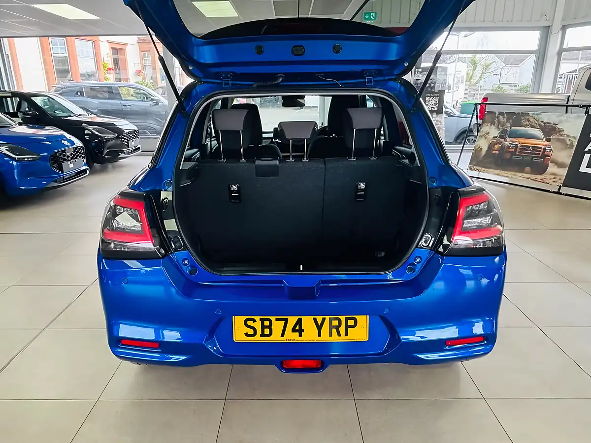 Used 2025 Suzuki Swift Motion Blue - Interior and Exterior details 13