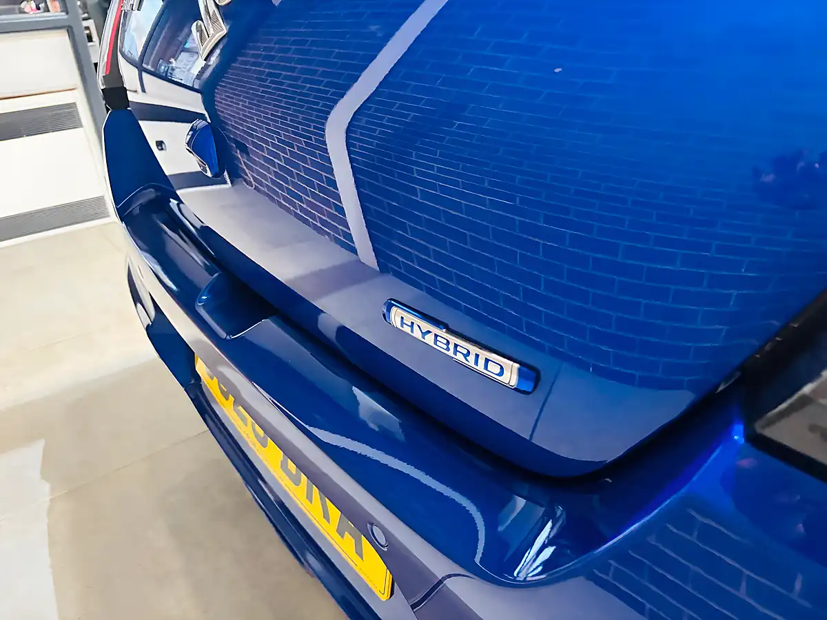 Used 2025 Suzuki Swift Motion Blue - Interior and Exterior details 14