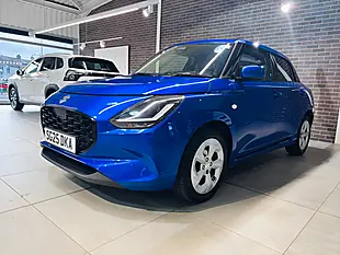 Used 2025 Suzuki Swift Motion Blue - Interior and Exterior details 3