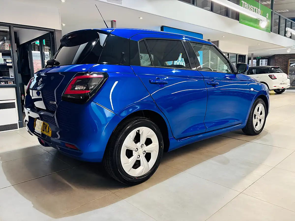 Used 2025 Suzuki Swift Motion Blue - Interior and Exterior details 5