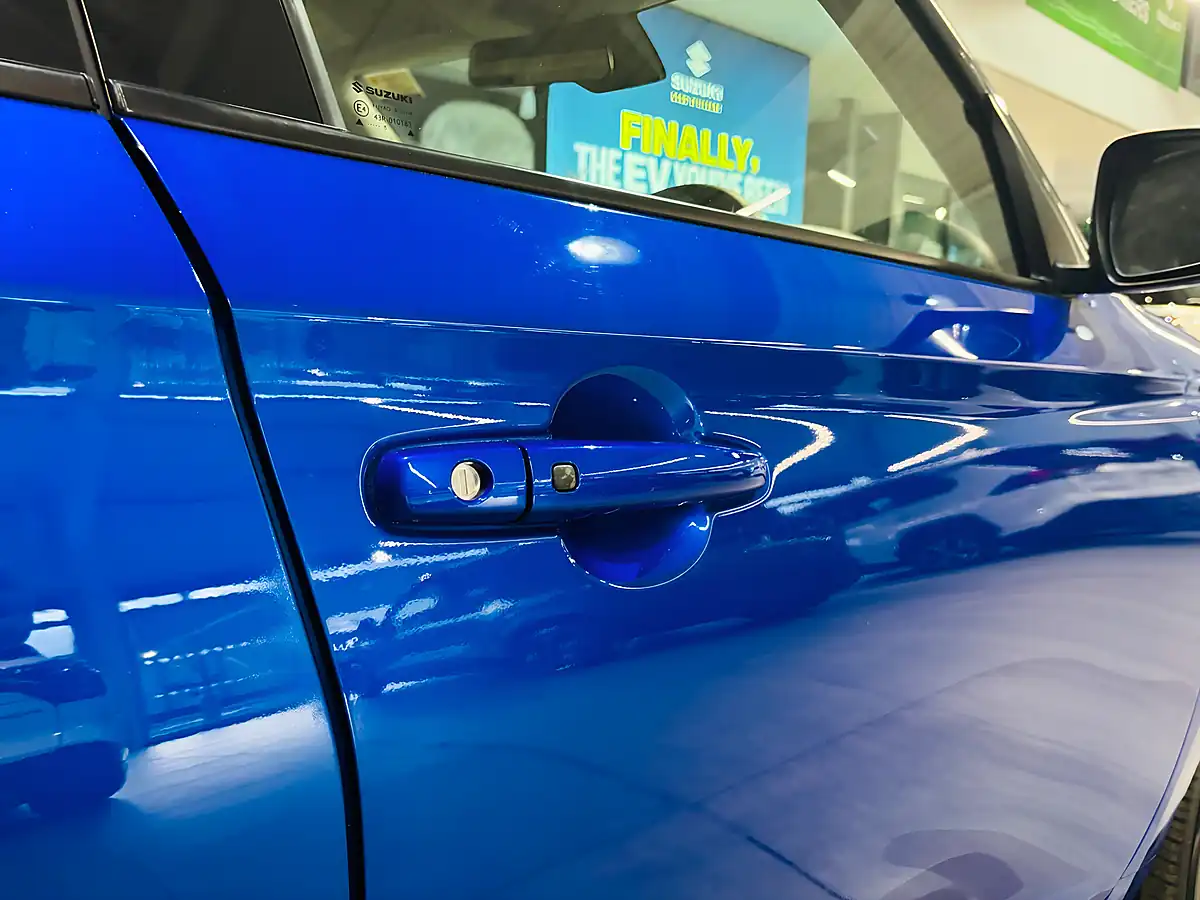Used 2025 Suzuki Swift Motion Blue - Interior and Exterior details 7