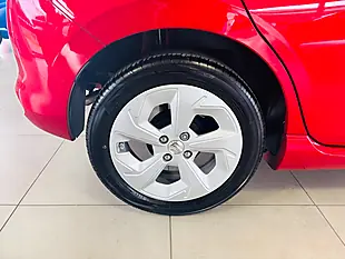 Used 2025 Suzuki Swift Motion Euro 6 5dr Red - Interior and Exterior details 13