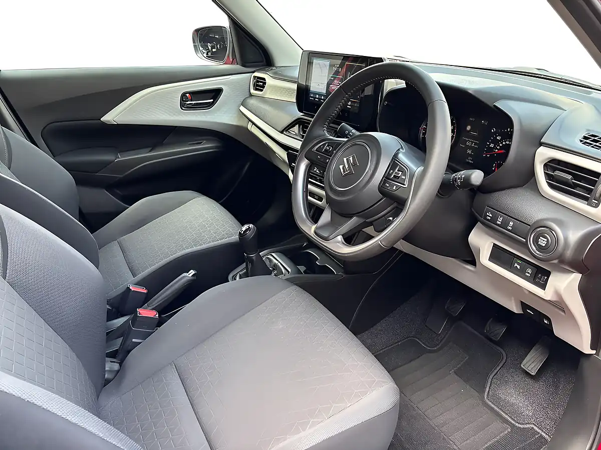 Used 2025 Suzuki Swift Motion Red - Interior and Exterior details 7