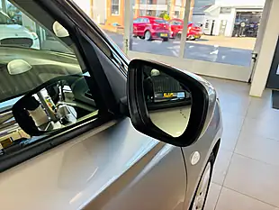 Used 2025 Suzuki Swift Motion Silver - Interior and Exterior details 7