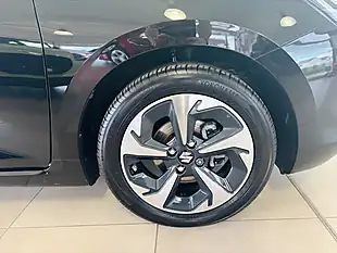 Used 2025 Suzuki Swift Ultra Black - Interior and Exterior details 10