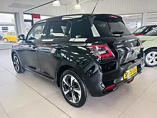 Used 2025 Suzuki Swift Ultra Black - Interior and Exterior details 5