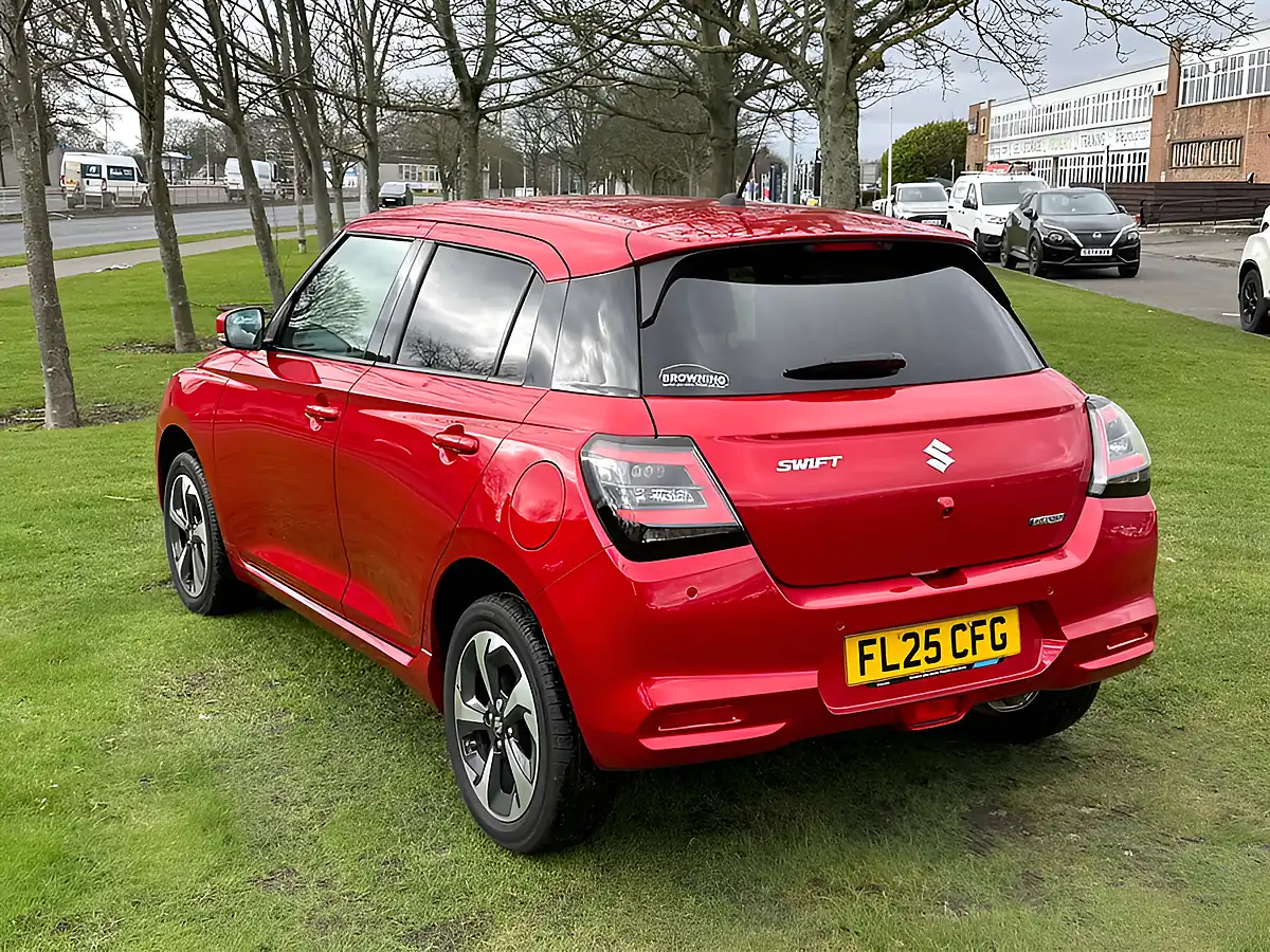 Used 2025 Suzuki Swift Ultra Red - Interior and Exterior details 6