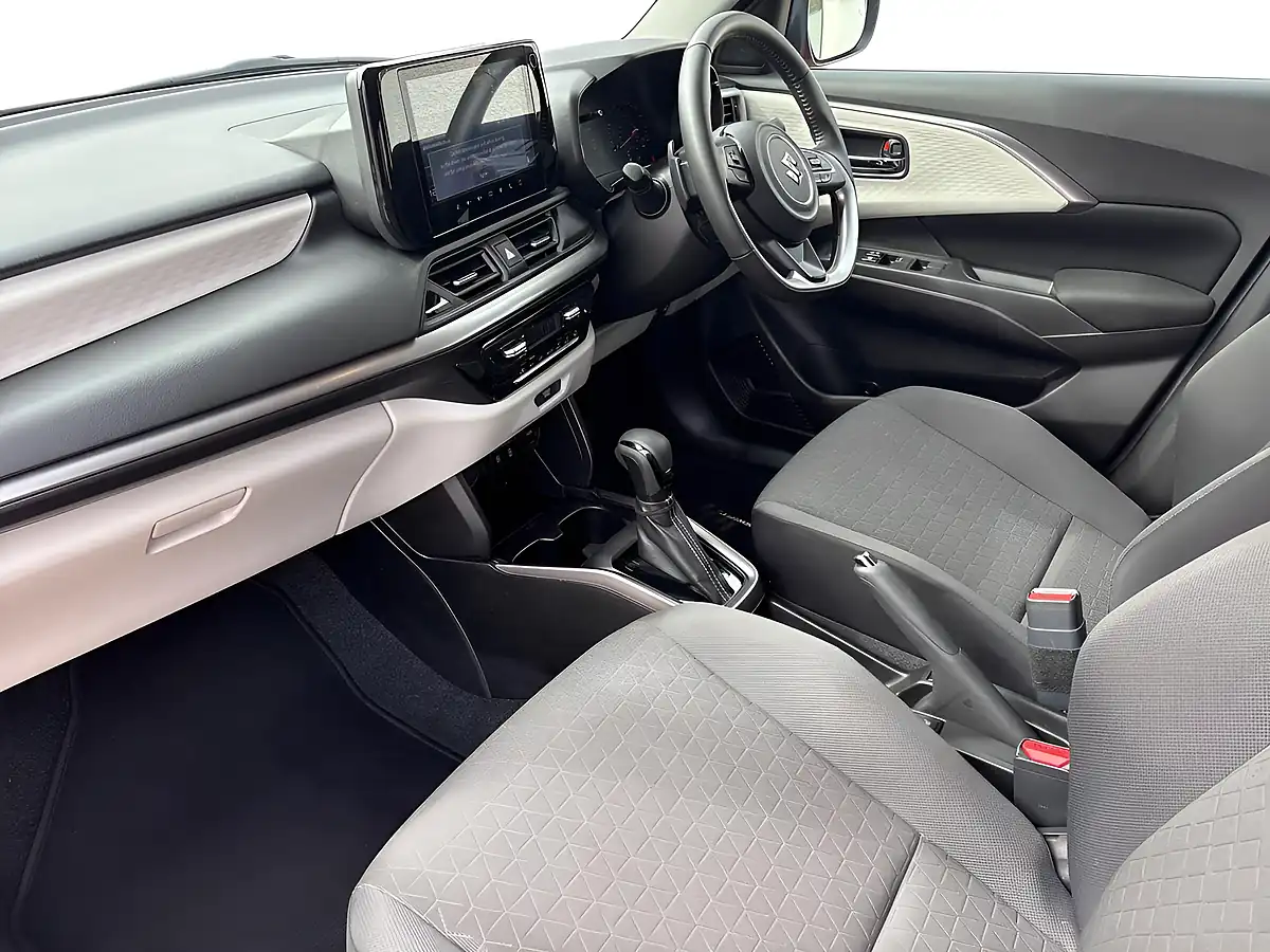 Used 2025 Suzuki Swift Ultra Red - Interior and Exterior details 10