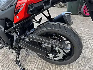 Used 2025 Suzuki V-Strom 1050 - Interior and Exterior details 10