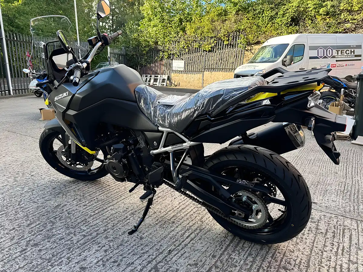 Used 2025 Suzuki V-Strom 800 Re - Interior and Exterior details 4