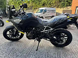 Used 2025 Suzuki V-Strom 800 Re - Interior and Exterior details 5