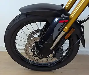 Used 2025 Suzuki V-Strom 800DE Adventure Black - Interior and Exterior details 18