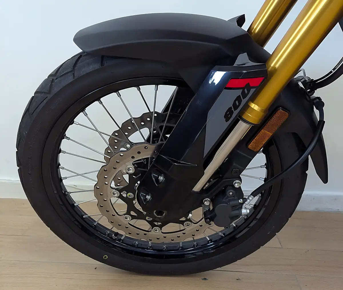 Used 2025 Suzuki V-Strom 800DE Adventure Black - Interior and Exterior details 18