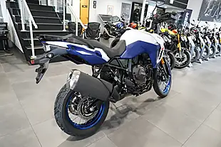 Used 2025 Suzuki V-Strom 800DE Pearl Tech White - Interior and Exterior details 5