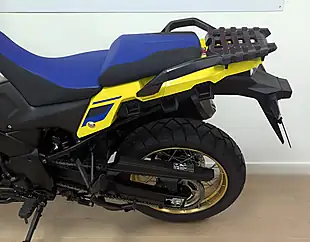 Used 2025 Suzuki V-Strom Yellow - Interior and Exterior details 20
