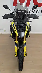 Used 2025 Suzuki V-Strom Yellow - Interior and Exterior details 3