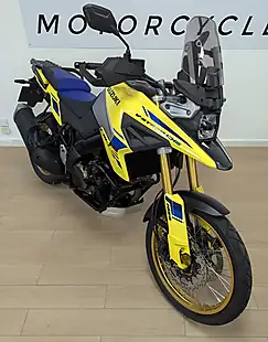 Used 2025 Suzuki V-Strom Yellow - Interior and Exterior details 8