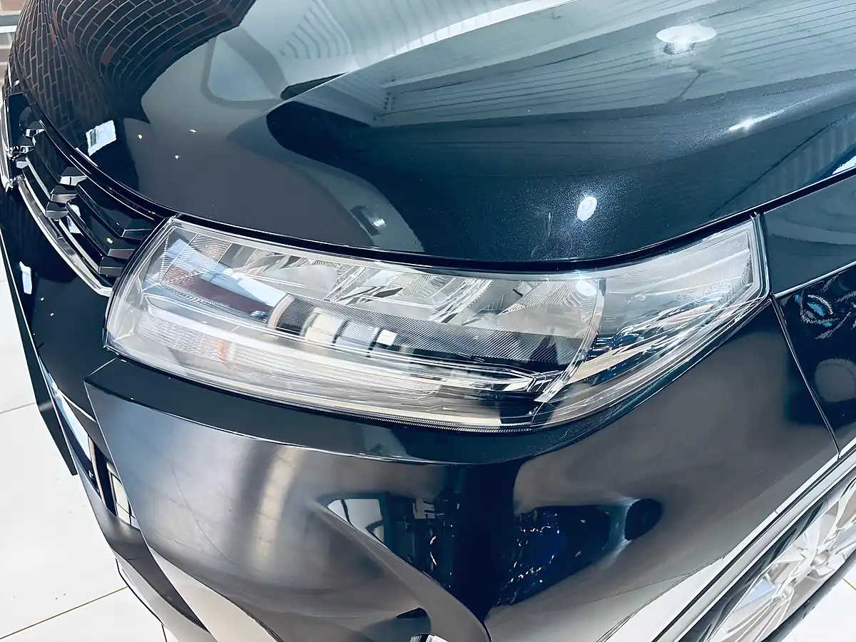 Used 2025 Suzuki Vitara Motion Black - Interior and Exterior details 12