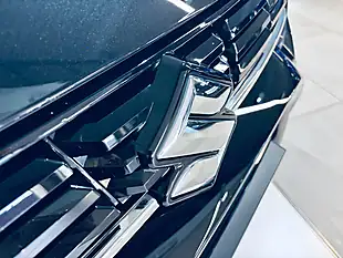 Used 2025 Suzuki Vitara Motion Black - Interior and Exterior details 13