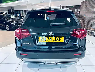 Used 2025 Suzuki Vitara Motion Black - Interior and Exterior details 8