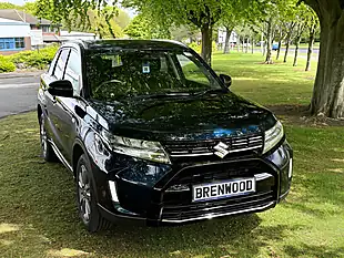 Used 2025 Suzuki Vitara Motion Blue - Interior and Exterior details 2