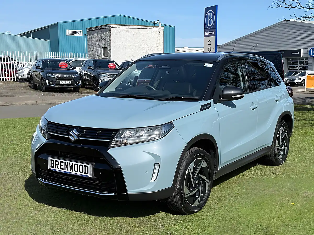 Used 2025 Suzuki Vitara Ultra Blue - Interior and Exterior details 4