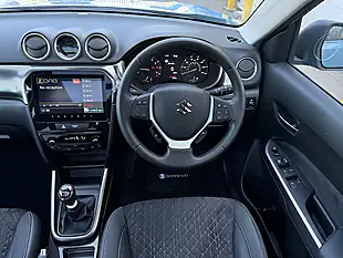 Used 2025 Suzuki Vitara Ultra Blue - Interior and Exterior details 8