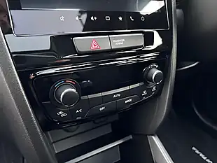 Used 2025 Suzuki Vitara Ultra Grey - Interior and Exterior details 14