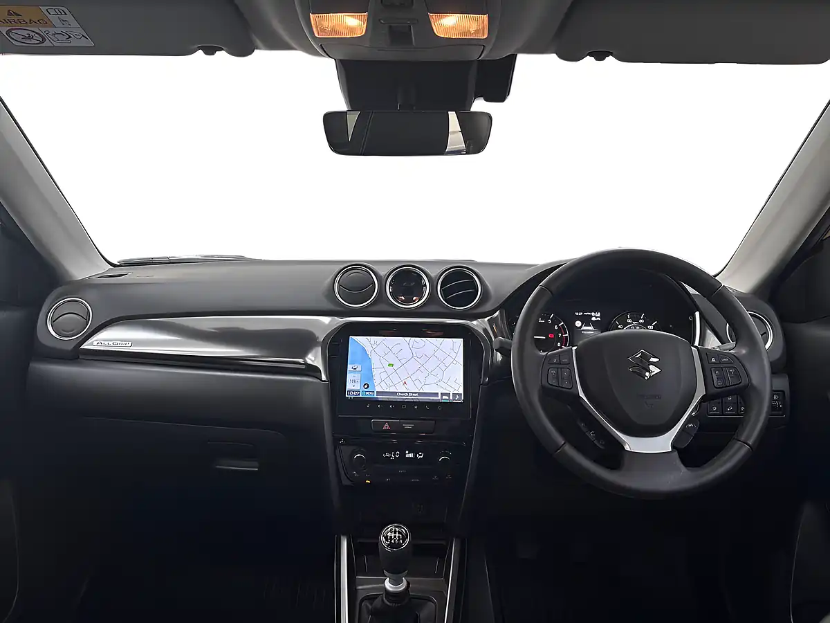 Used 2025 Suzuki Vitara Ultra Yellow - Interior and Exterior details 11