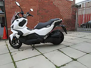 Used 2025 Sym Adx 125 White - Interior and Exterior details 9