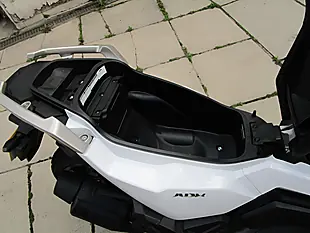 Used 2025 Sym Adx 125 White - Interior and Exterior details 16