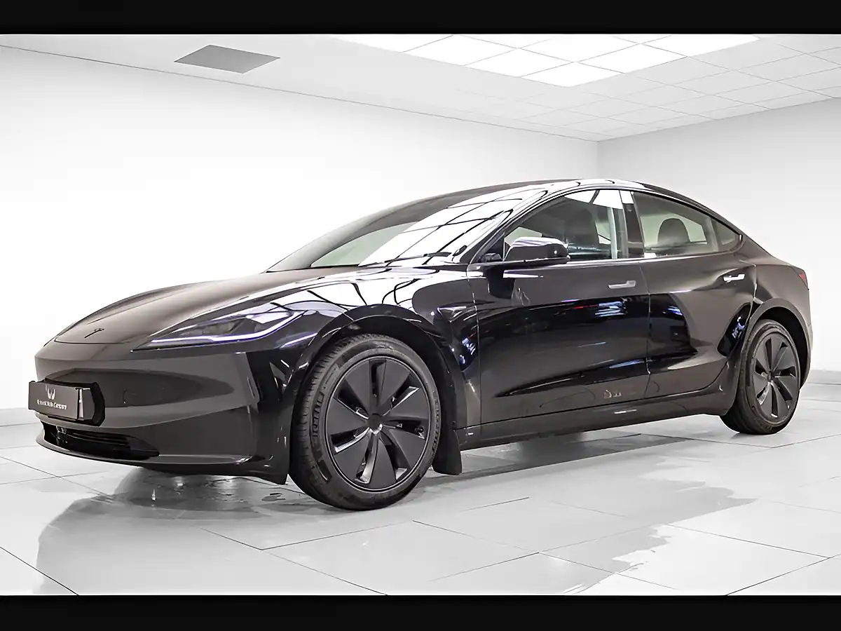 Used 2025 Tesla Model 3 Long Range Black - Interior and Exterior details 4