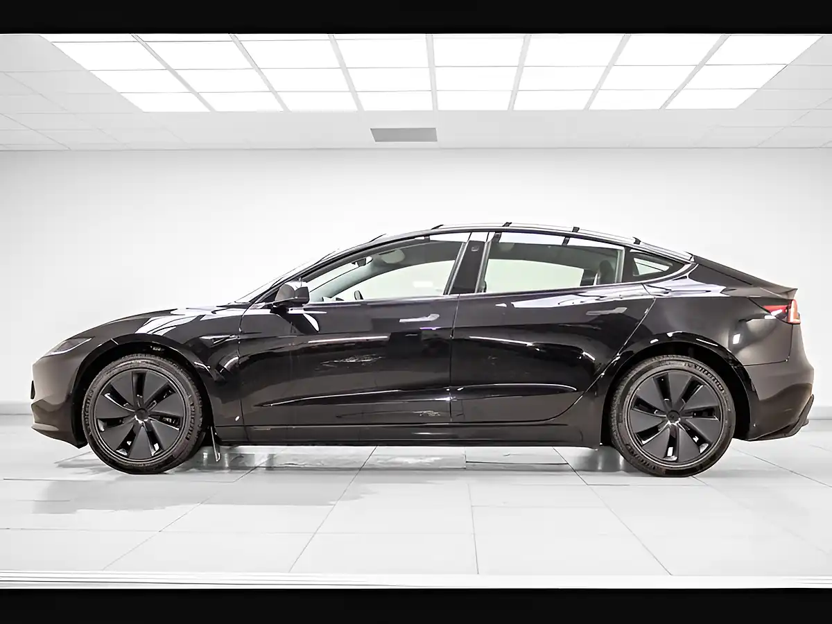 Used 2025 Tesla Model 3 Long Range Black - Interior and Exterior details 5