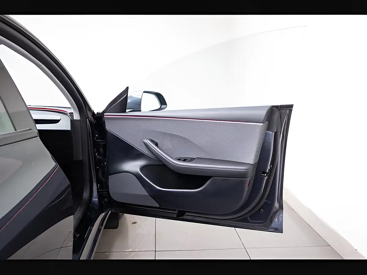 Used 2025 Tesla Model 3 RWD Grey - Interior and Exterior details 12