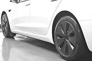 Used 2025 Tesla Model 3 White - Interior and Exterior details 10