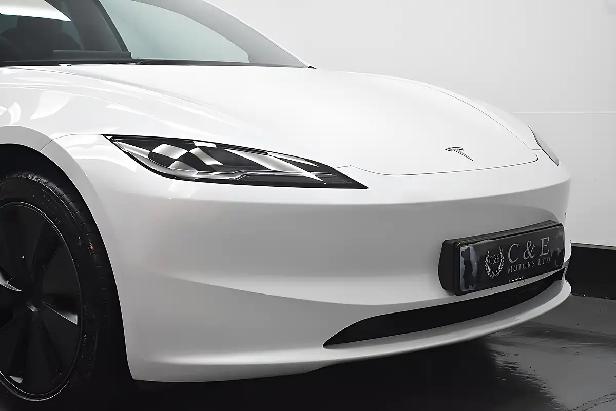 Used 2025 Tesla Model 3 White - Interior and Exterior details 14