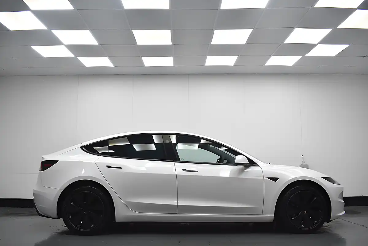 Used 2025 Tesla Model 3 White - Interior and Exterior details 15