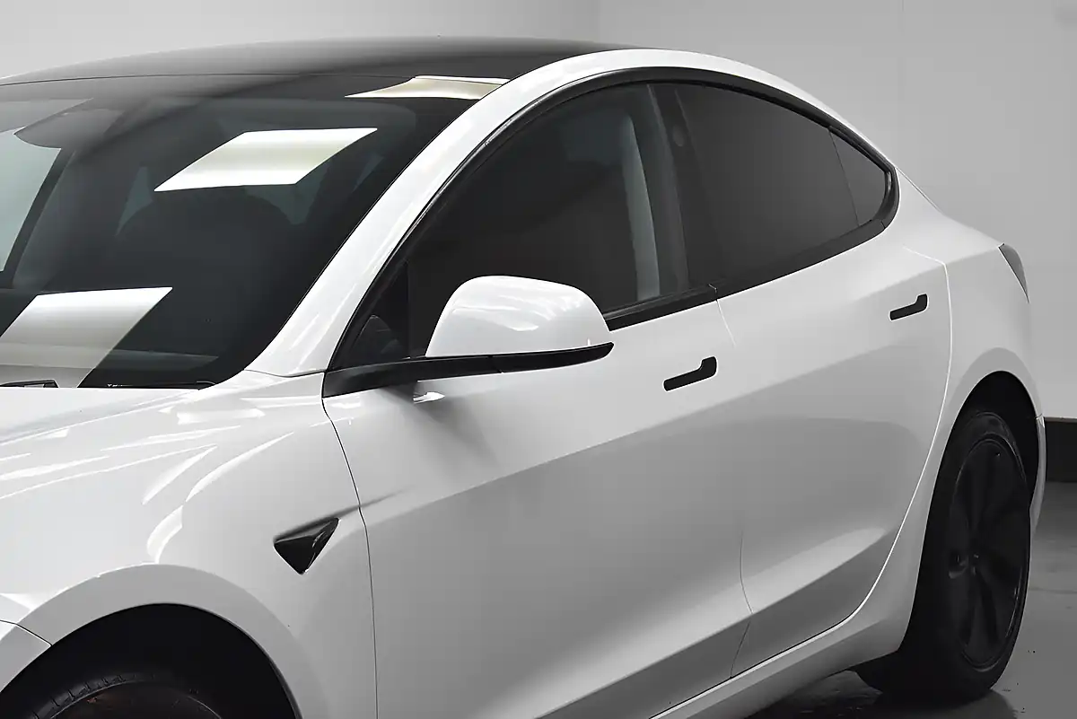 Used 2025 Tesla Model 3 White - Interior and Exterior details 5