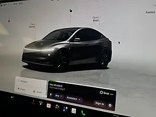 Used 2025 Tesla Model Y Long Range Grey - Interior and Exterior details 10