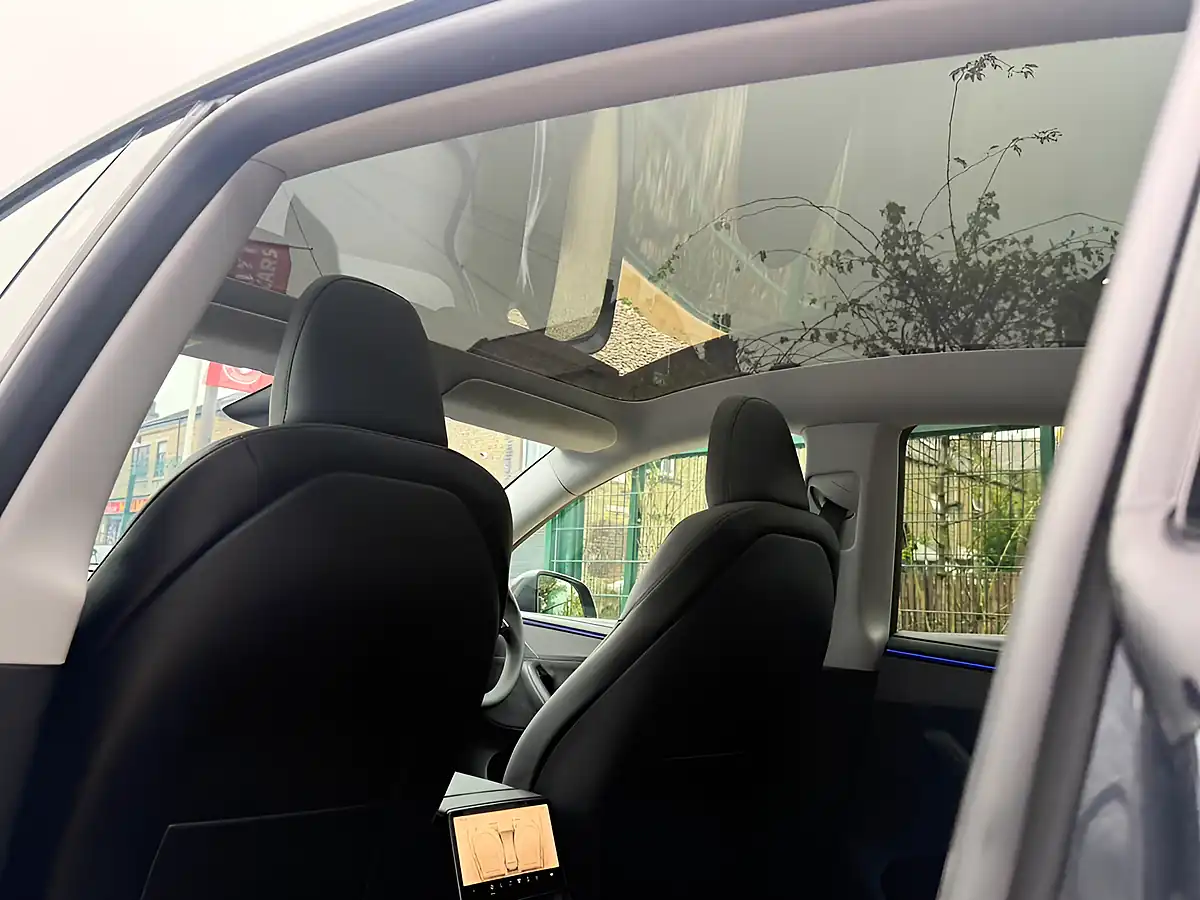 Used 2025 Tesla Model Y Long Range Grey - Interior and Exterior details 11