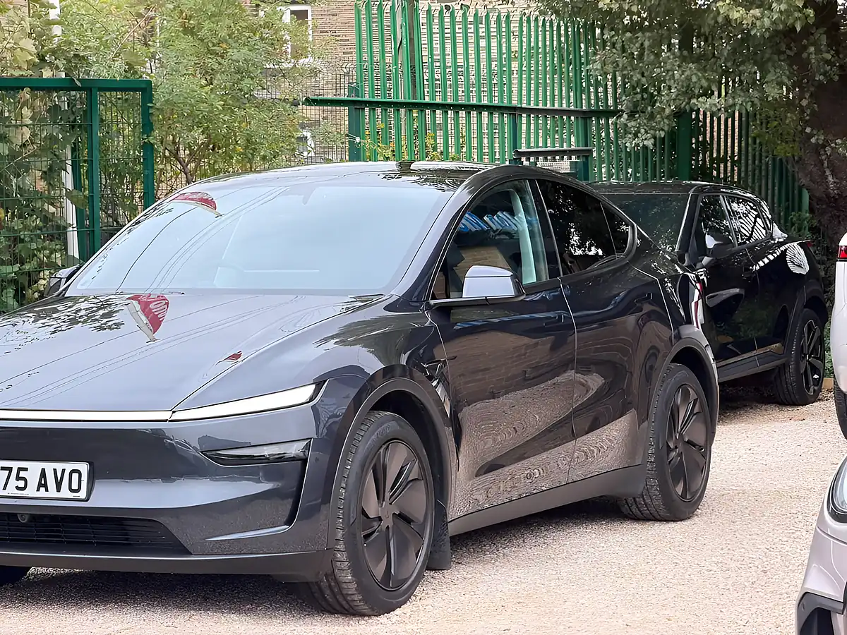 Used 2025 Tesla Model Y Long Range Grey - Interior and Exterior details 18