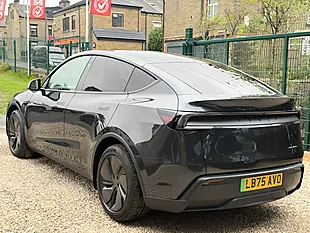 Used 2025 Tesla Model Y Long Range Grey - Interior and Exterior details 5