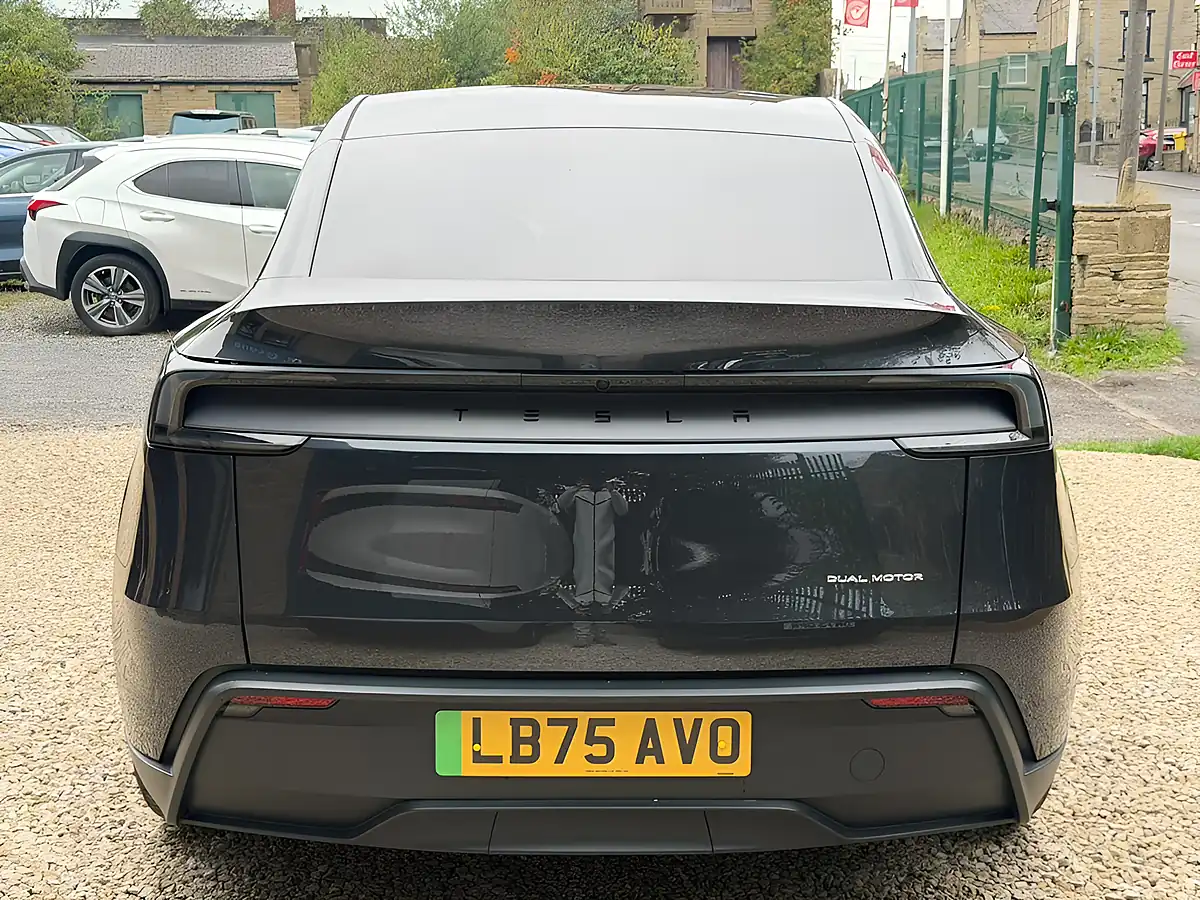 Used 2025 Tesla Model Y Long Range Grey - Interior and Exterior details 6