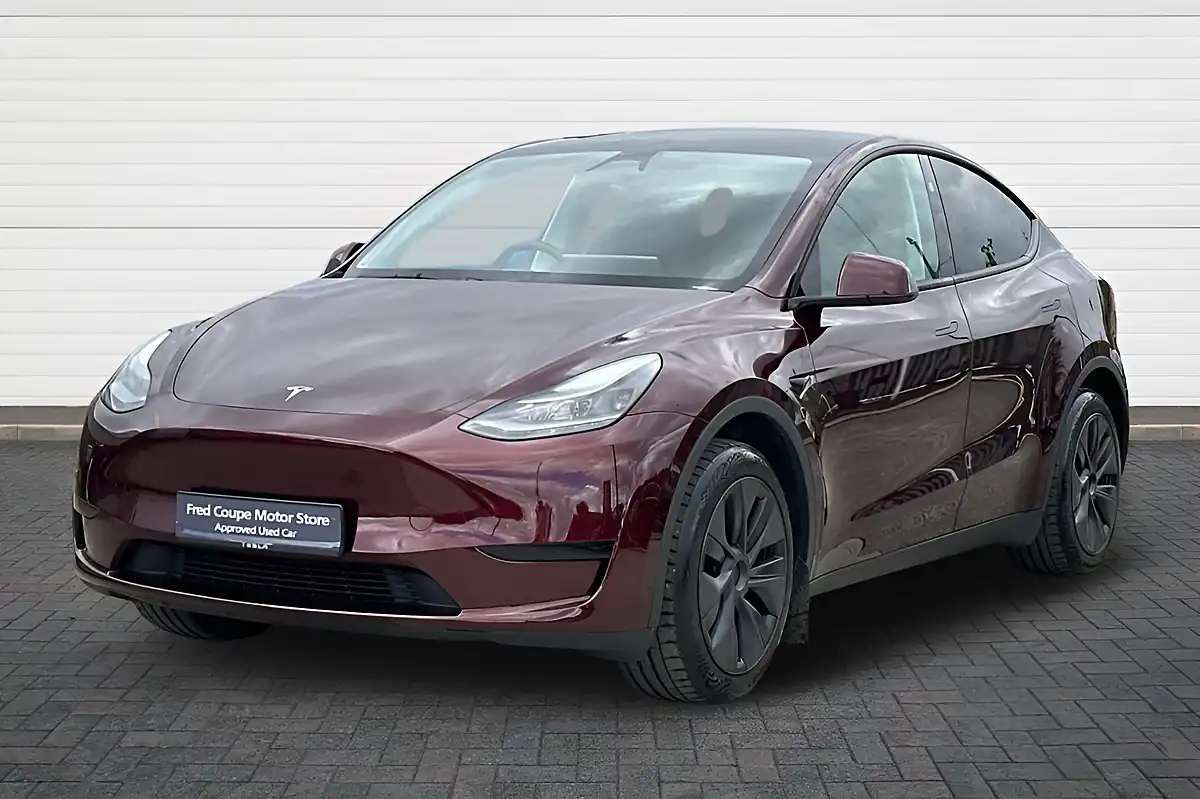 Used 2025 Tesla Model Y Long Range Red - Interior and Exterior details 7