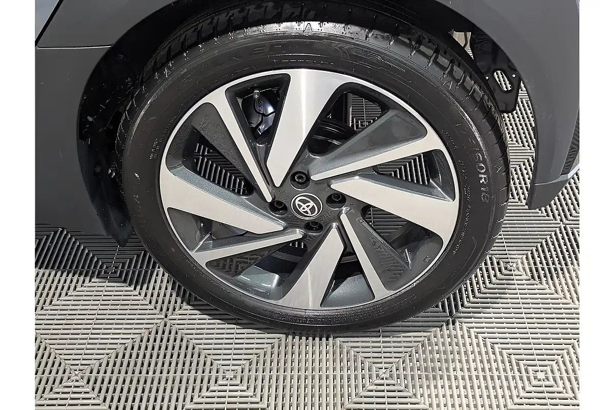 Used 2025 Toyota Aygo X Edge Grey - Interior and Exterior details 10