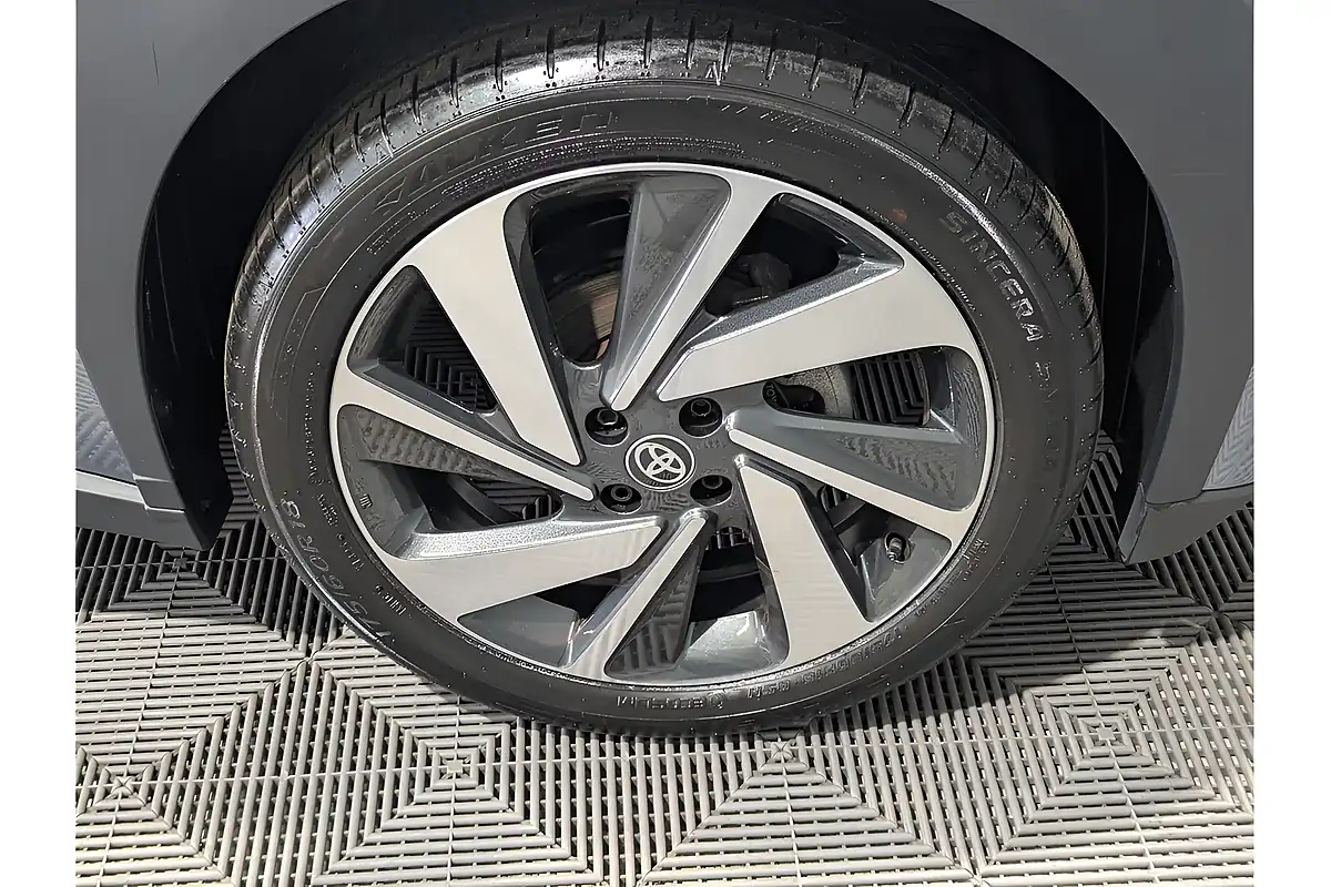 Used 2025 Toyota Aygo X Edge Grey - Interior and Exterior details 9