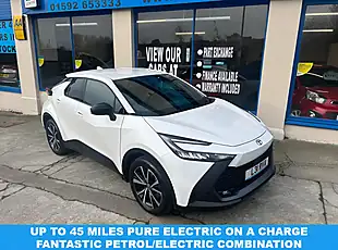 Used 2025 Toyota C-Hr Design White - Interior and Exterior details 3