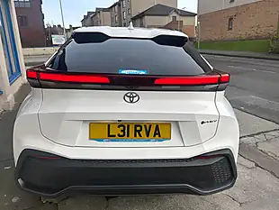 Used 2025 Toyota C-Hr Design White - Interior and Exterior details 9