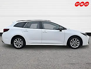 Used 2025 Toyota Corolla Icon Touring Sports Pure White - Interior and Exterior details 8