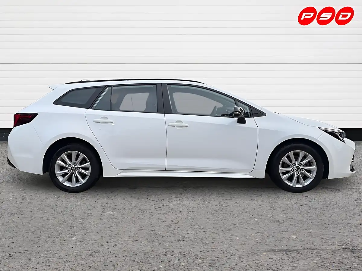 Used 2025 Toyota Corolla Icon Touring Sports Pure White - Interior and Exterior details 8